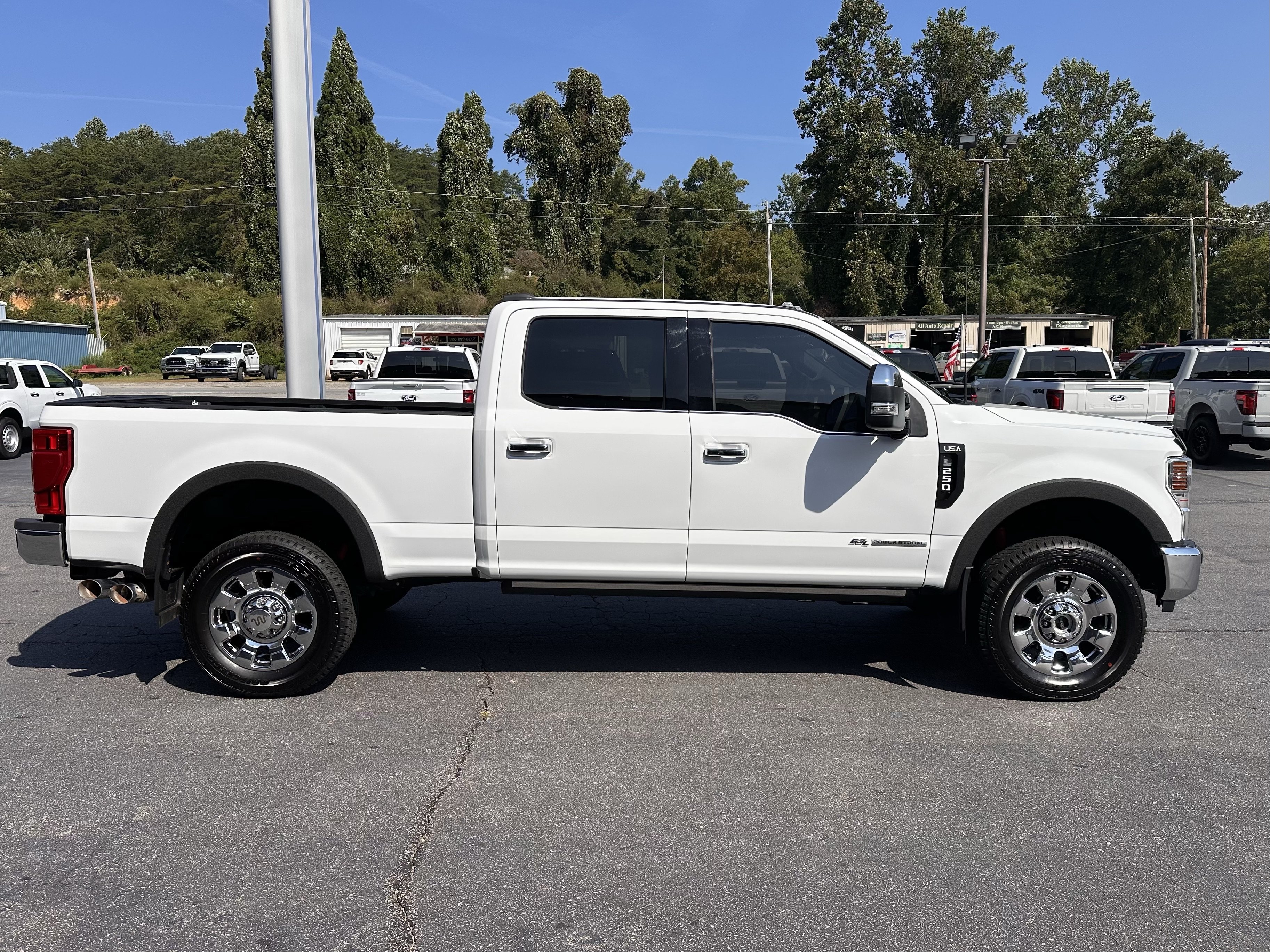 Certified 2022 Ford F250 King Ranch w/ Tremor Off-Road Package AWD/4WD image 5