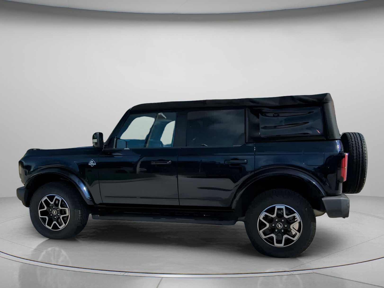 Certified 2021 Ford Bronco Outer Banks AWD/4WD image 17