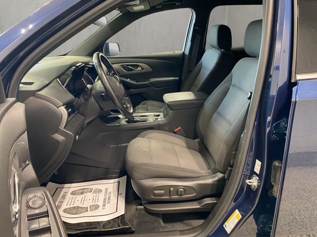 Used 2022 Chevrolet Traverse LT w/ LPO, Floor Liner Package AWD/4WD image 12