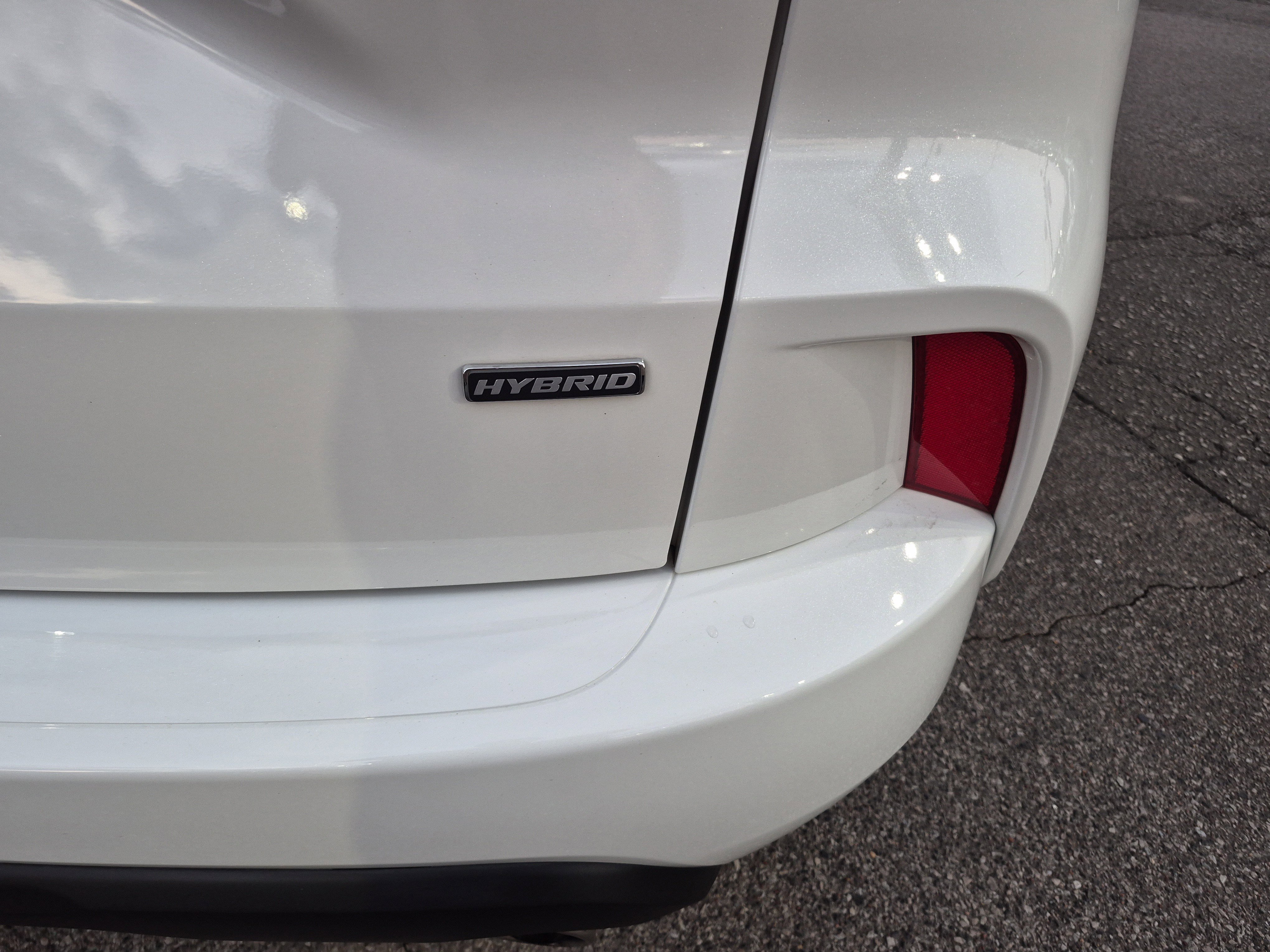 Certified 2024 Ford Escape ST-Line w/ Equipment Group 301A image 7