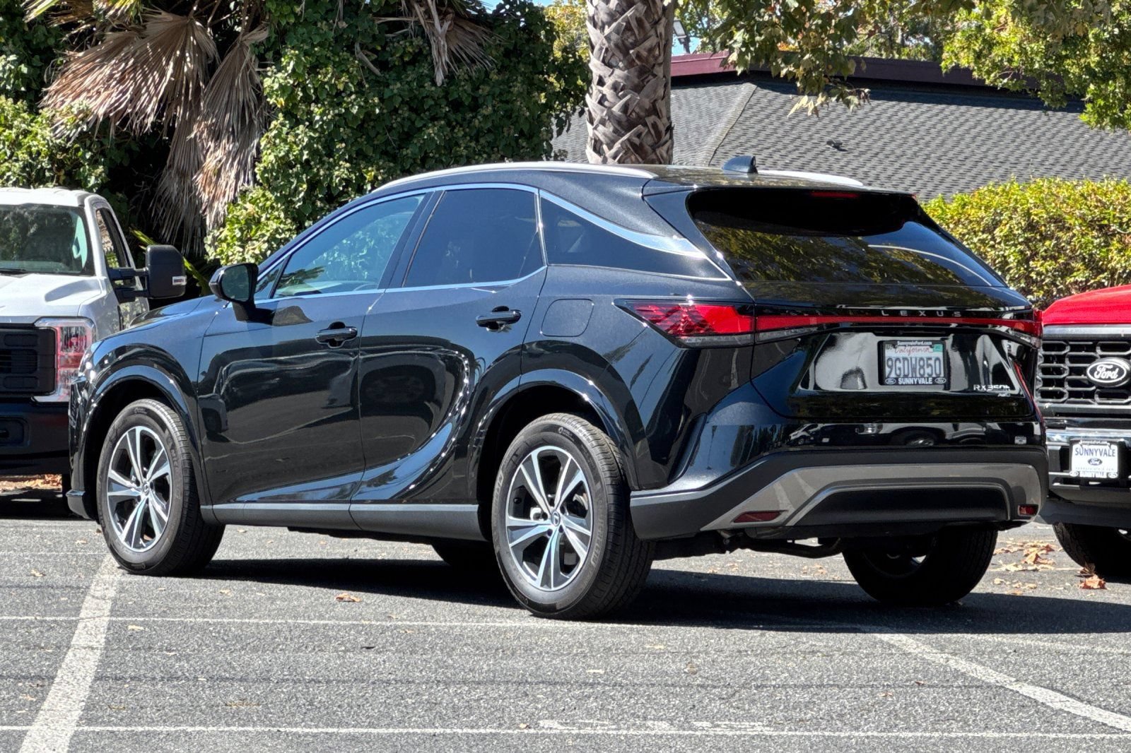 Used 2023 Lexus RX 350 w/ Cold Area Package AWD/4WD image 6