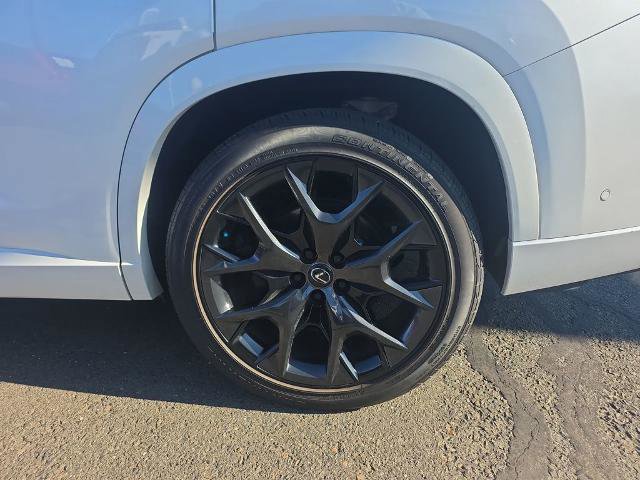 Used 2024 Lexus TX 500h AWD w/ Technology Package image 13