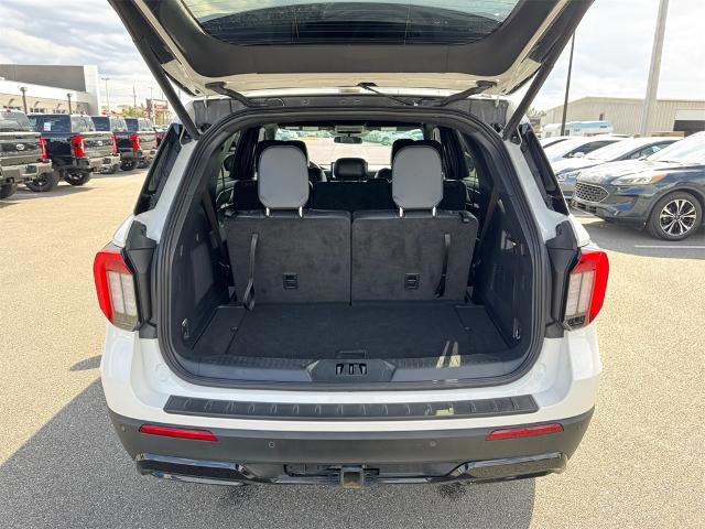 Certified 2025 Ford Explorer ST-Line image 18