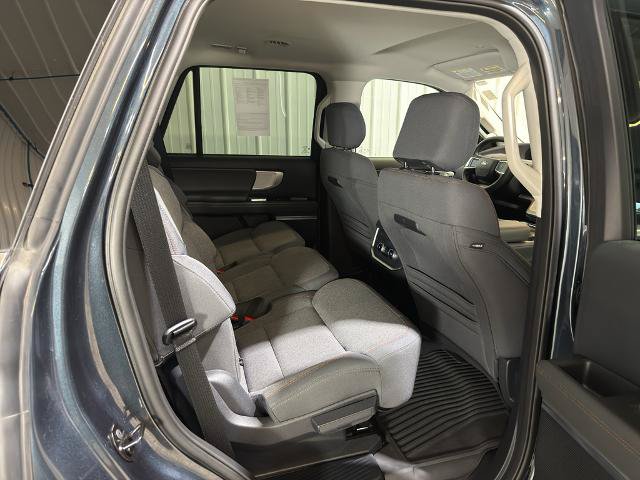 Certified 2025 Ford Expedition Active AWD/4WD image 29