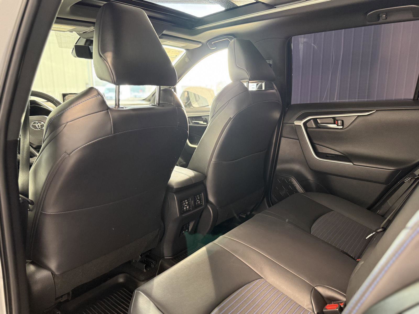 Used 2022 Toyota RAV4 XSE image 21