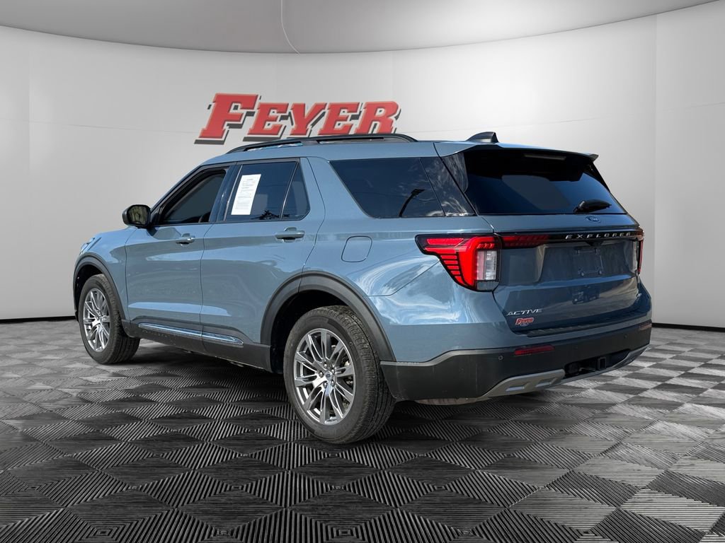 Certified 2025 Ford Explorer Active w/ Active Comfort Package image 3