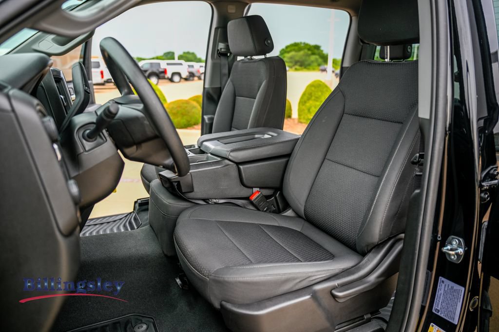 Used 2023 Chevrolet Silverado 2500 Custom w/ Custom Convenience Package AWD/4WD image 10