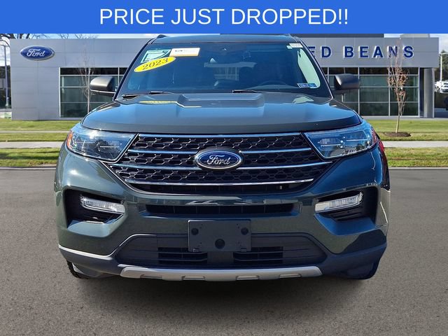 Certified 2023 Ford Explorer XLT w/ Equipment Group 202A AWD/4WD image 3