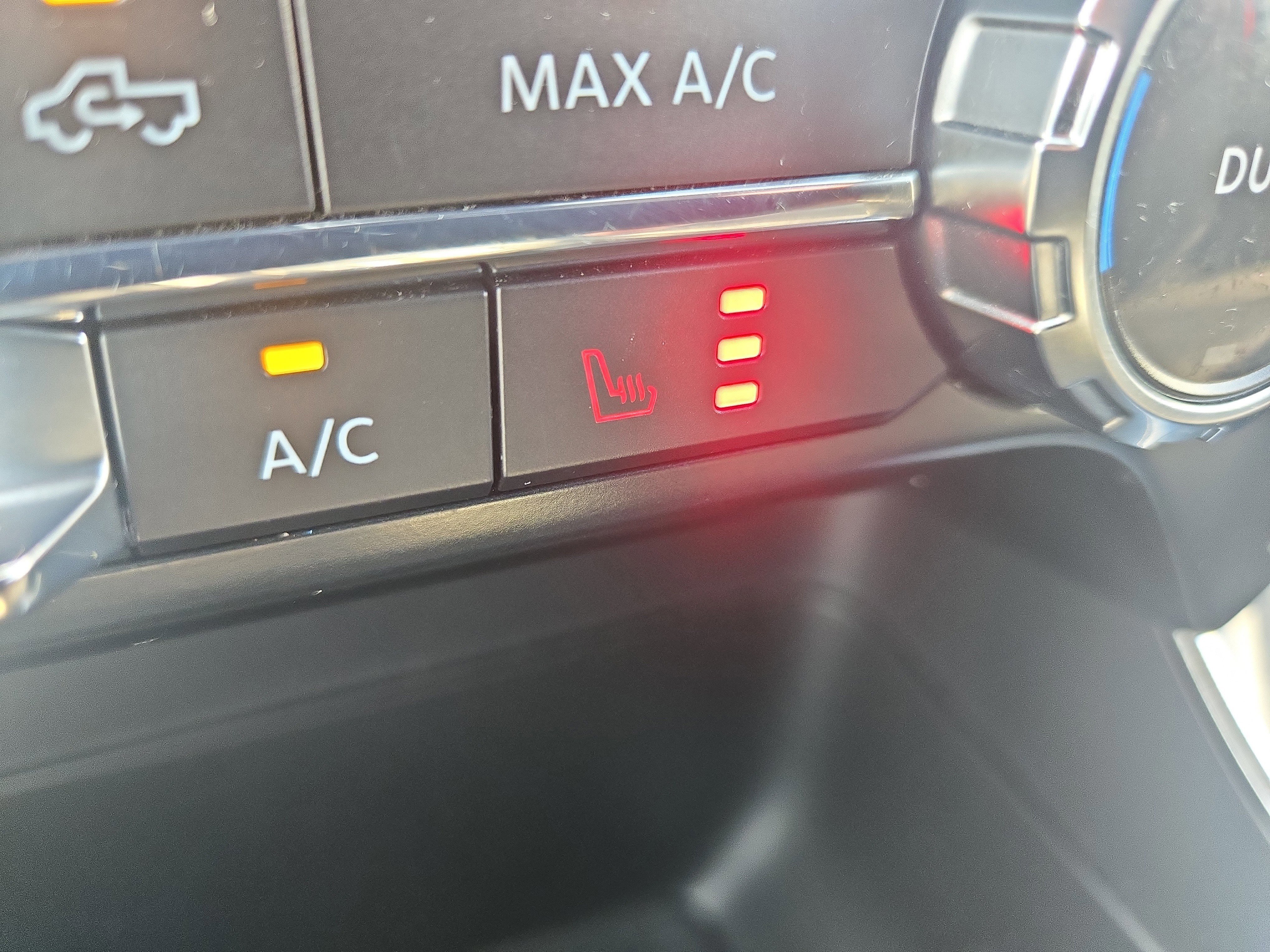 Certified 2022 Ford F150 XLT w/ Equipment Group 302A High image 32