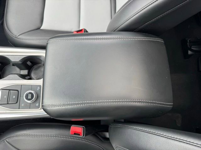 Certified 2023 Ford Explorer XLT w/ Equipment Group 202A AWD/4WD image 16