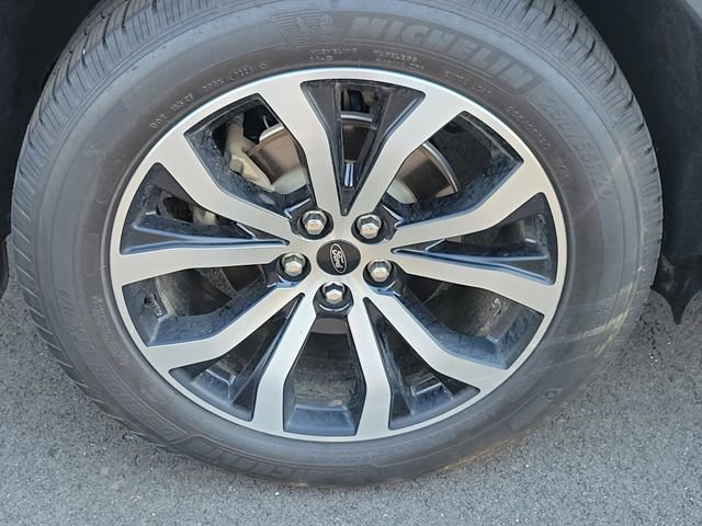 Certified 2020 Ford Explorer ST w/ Premium Technology Package AWD/4WD image 5
