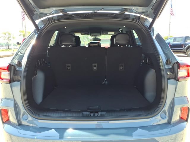 Certified 2024 Ford Escape ST-Line w/ Tech Pack #1 AWD/4WD image 8