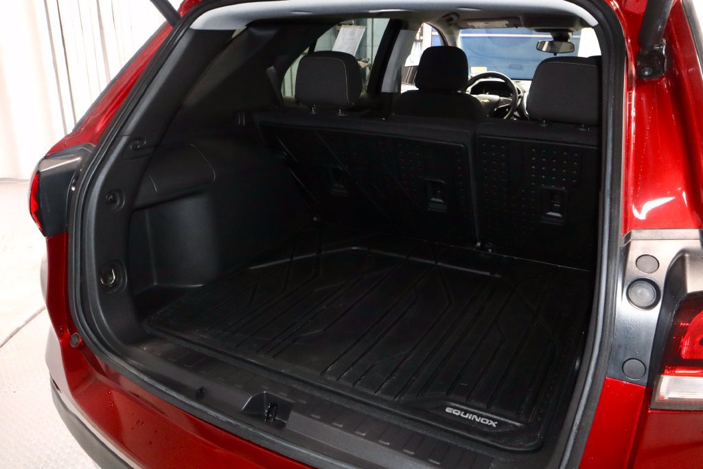 Used 2024 Chevrolet Equinox LT w/ LPO, Floor Liner Package FWD image 14