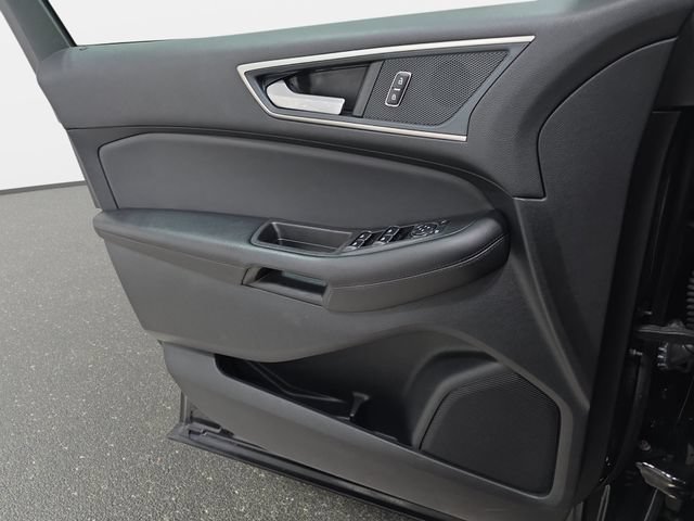 Certified 2024 Ford Edge SEL AWD/4WD image 22