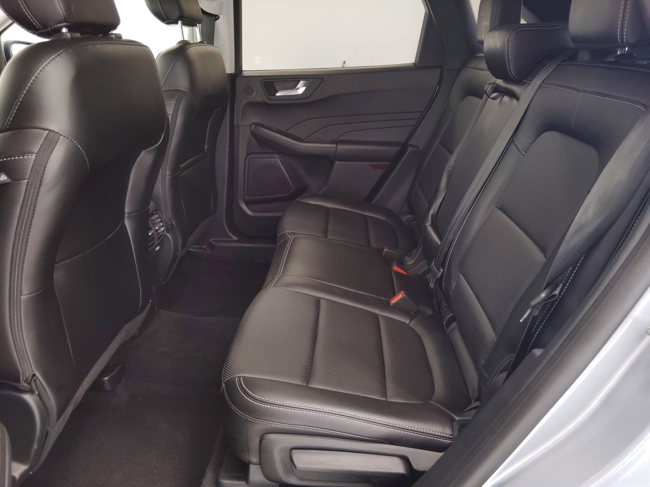 Certified 2022 Ford Escape SEL w/ Technology Package image 26