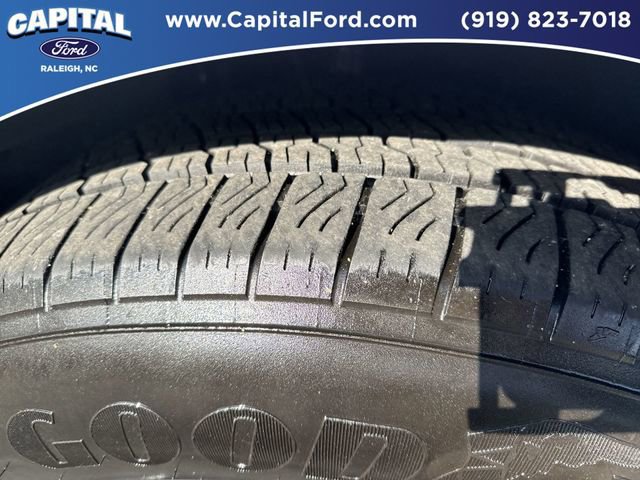 Certified 2025 Ford Expedition Max Platinum image 13