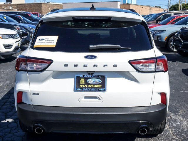 Certified 2022 Ford Escape SE w/ SE Sport Appearance Package FWD image 8