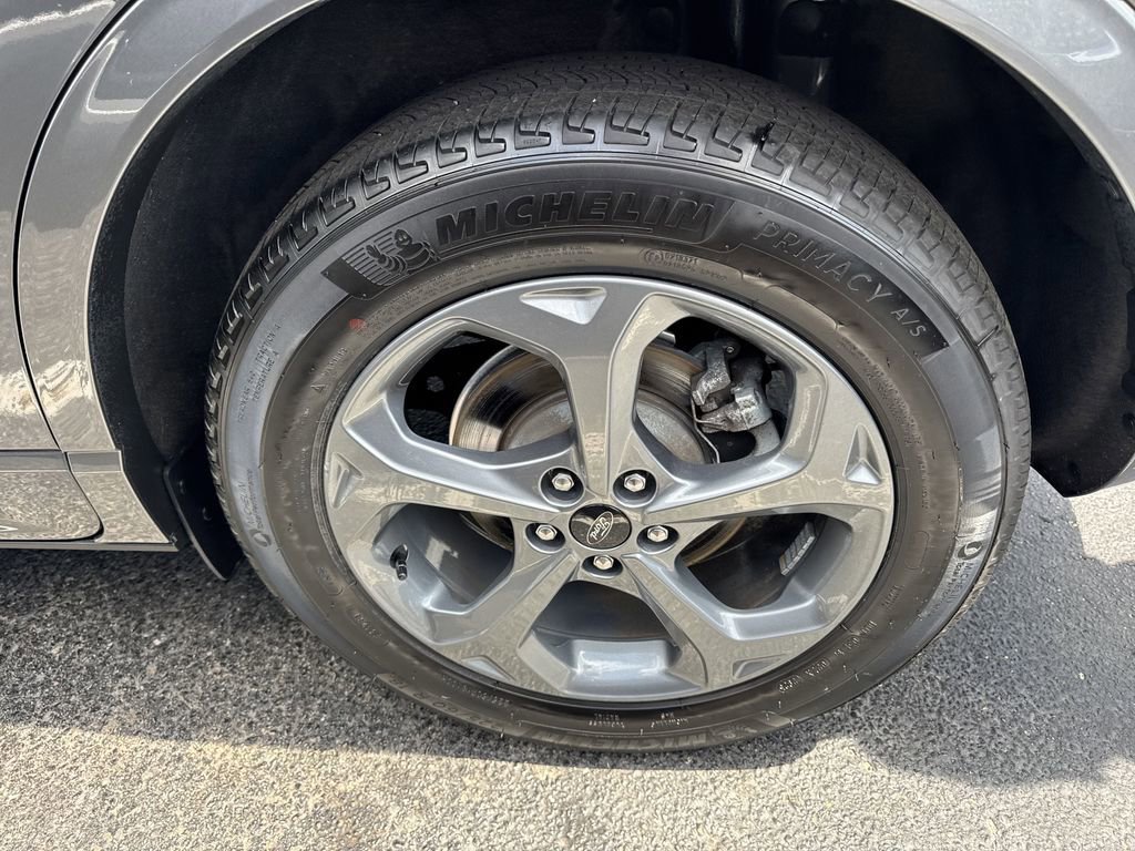 Certified 2023 Ford Escape ST-Line w/ Tech Pack #1 image 6
