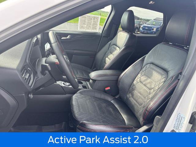 Certified 2023 Ford Escape ST-Line Elite w/ Premium Technology Package AWD/4WD image 11
