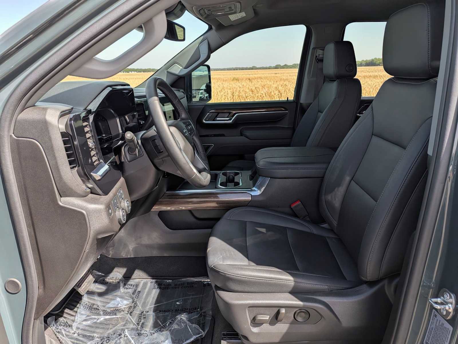 Used 2025 Chevrolet Silverado 2500 LT w/ Trail Boss Package image 18