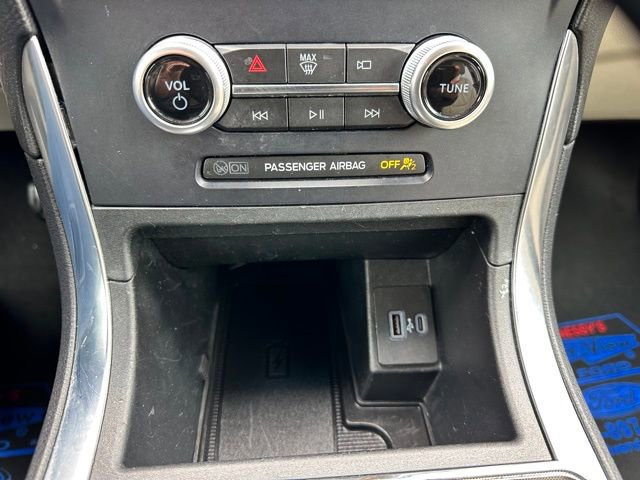 Certified 2022 Ford Edge Titanium image 17