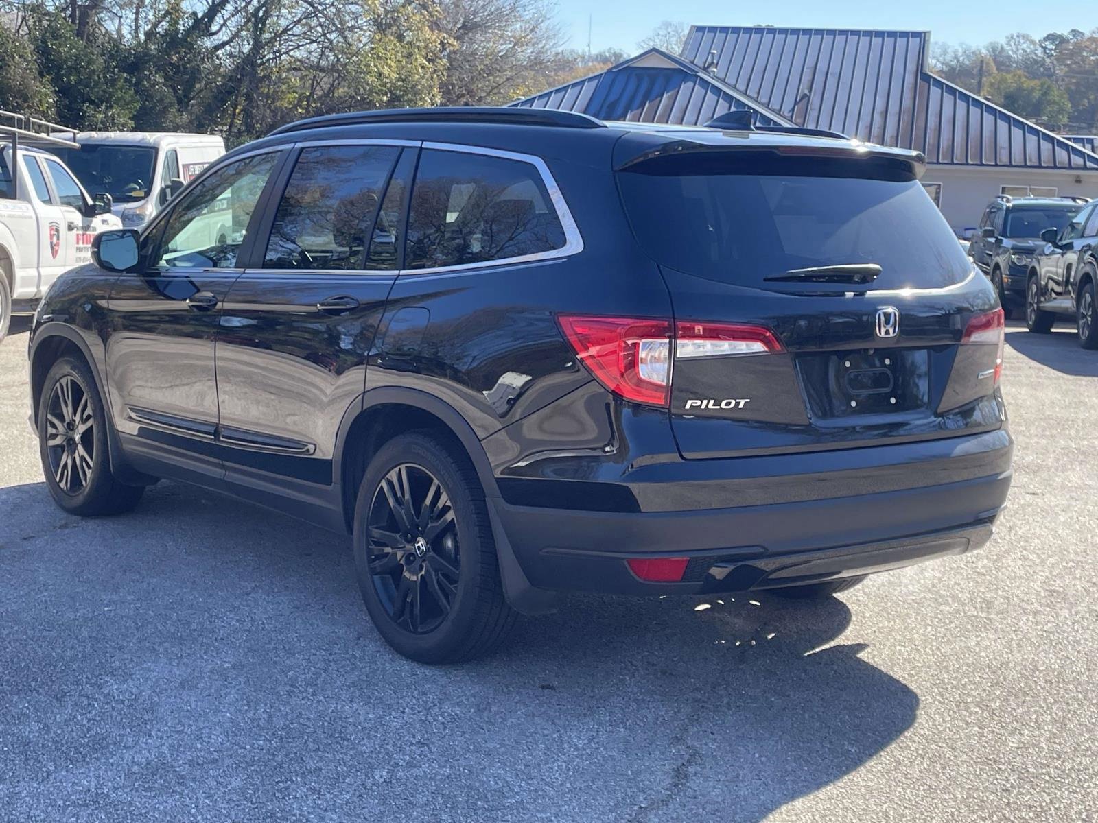 Used 2022 Honda Pilot Special Edition image 3