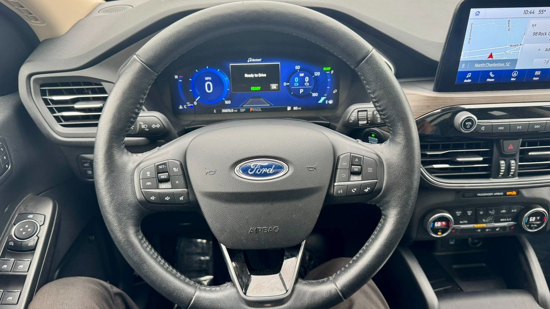 Certified 2020 Ford Escape Titanium w/ Titanium Premium Package 2.0 image 31