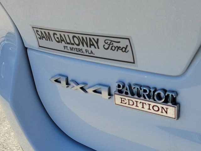 Used 2024 Jeep Grand Cherokee L Summit w/ Advanced Protech Group IV AWD/4WD image 11