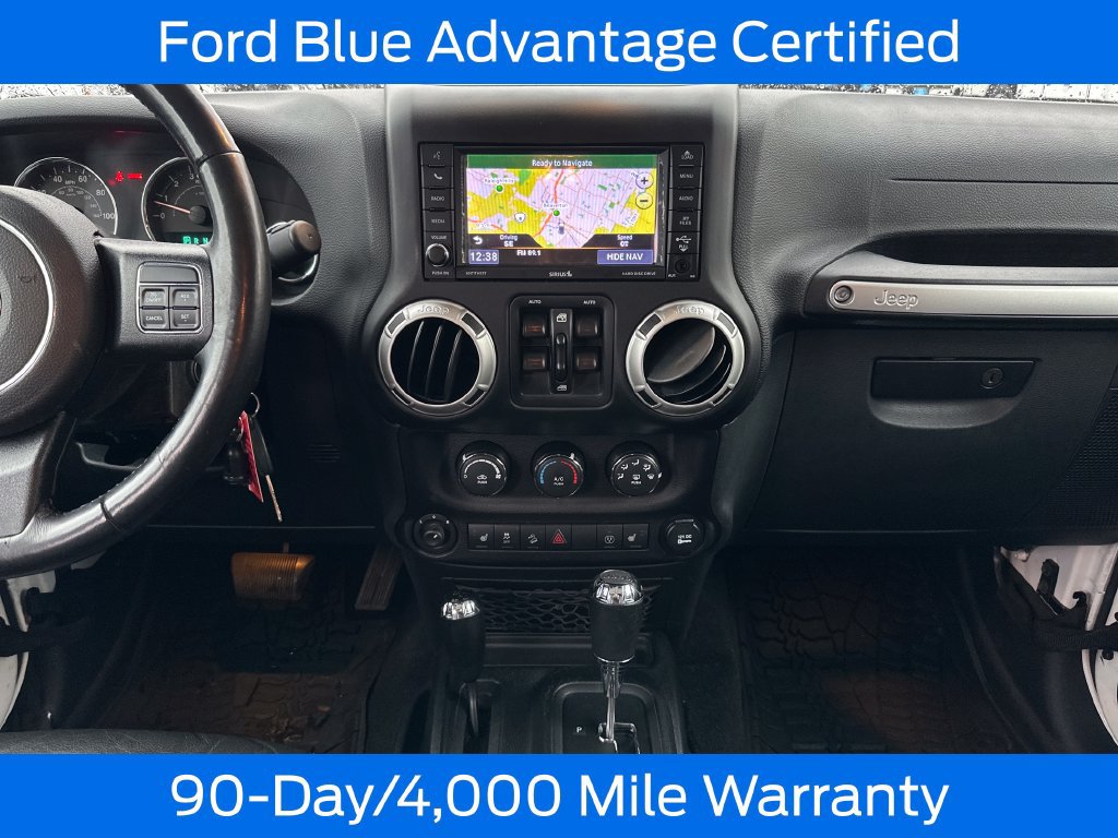 Used 2018 Jeep Wrangler Unlimited Rubicon w/ Connectivity Group AWD/4WD image 20