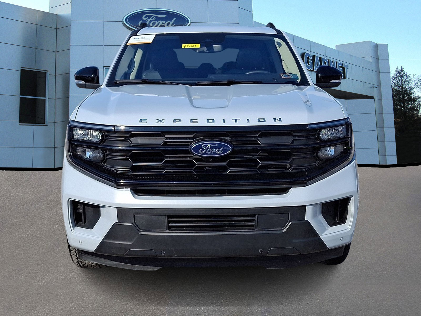 Certified 2025 Ford Expedition Active AWD/4WD image 3