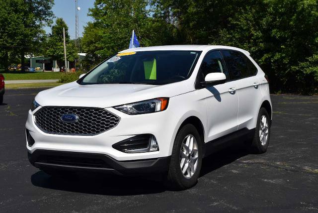 Certified 2024 Ford Edge SEL w/ Convenience Package AWD/4WD image 7