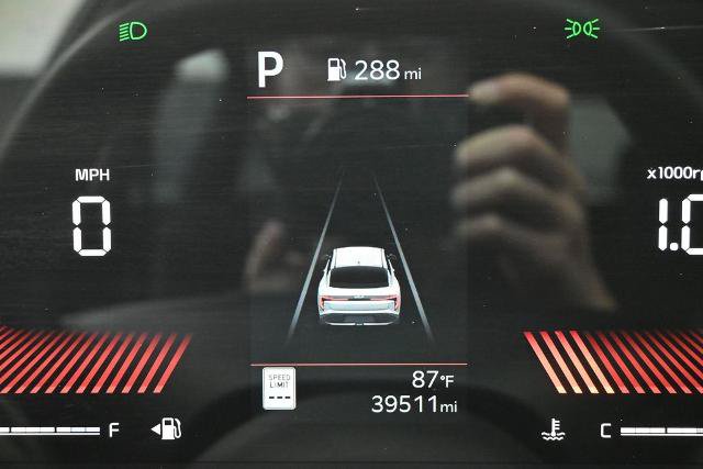 Used 2025 Kia K4 FWD image 9