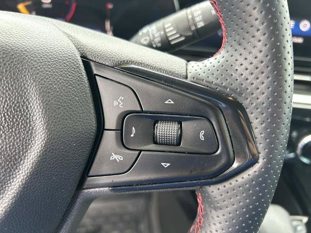 Used 2025 Chevrolet Trax RS w/ Driver Confidence Package FWD image 29