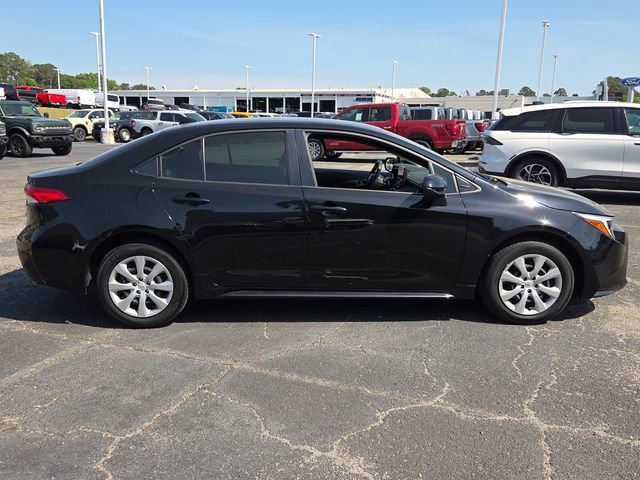 Used 2024 Toyota Corolla LE FWD image 7