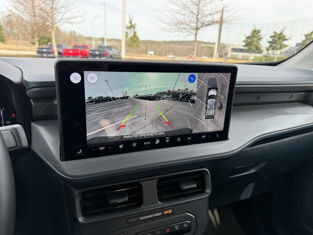 Certified 2025 Ford Maverick Lariat w/ Black Appearance Package image 17