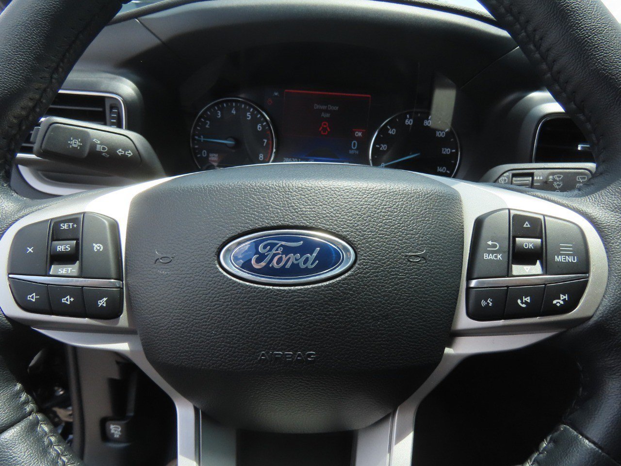 Certified 2023 Ford Explorer XLT w/ Equipment Group 202A RWD image 27