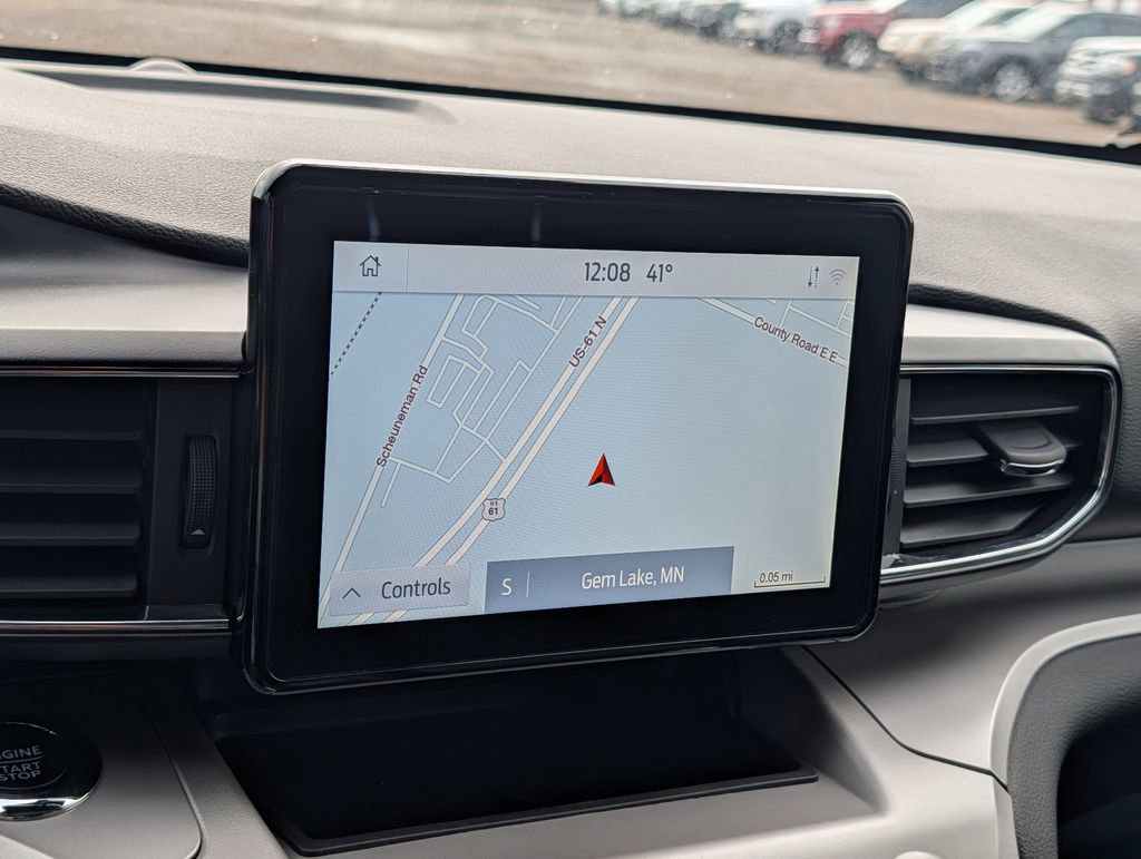 Certified 2022 Ford Explorer XLT w/ Equipment Group 202A image 22