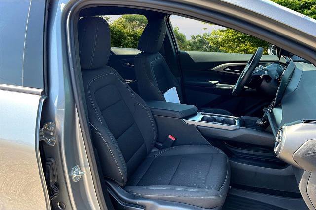 Used 2025 Chevrolet Equinox EV LT image 9