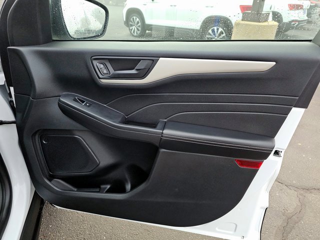 Certified 2022 Ford Escape SE image 16