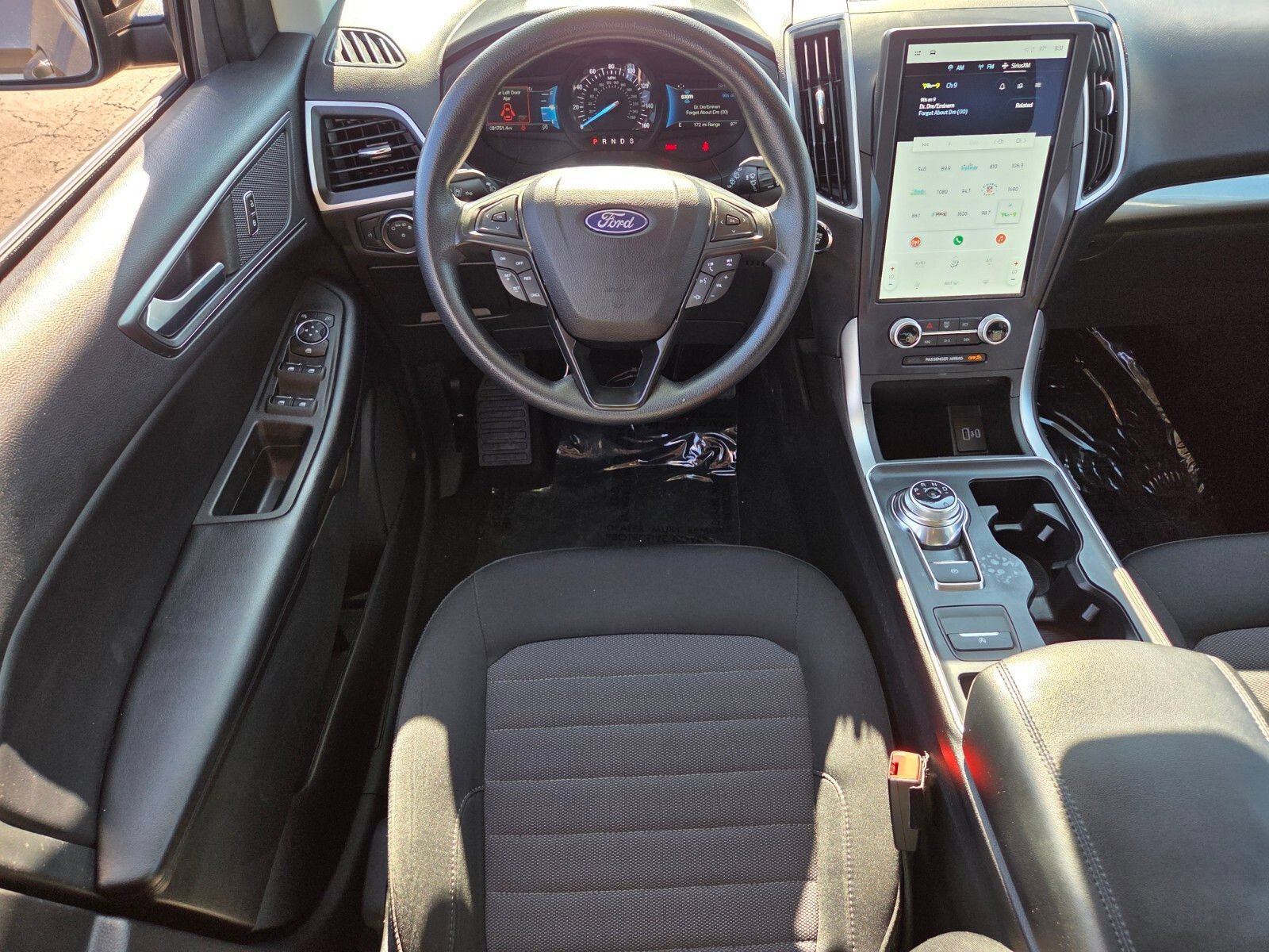 Certified 2022 Ford Edge SE w/ Black Appearance Package AWD/4WD image 12