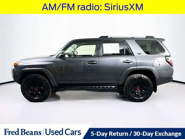 Used 2022 Toyota 4Runner SR5 Premium image 4