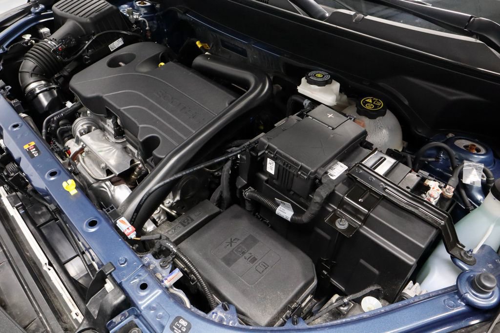 Used 2024 Chevrolet Equinox LT w/ LPO, Floor Liner Package image 16