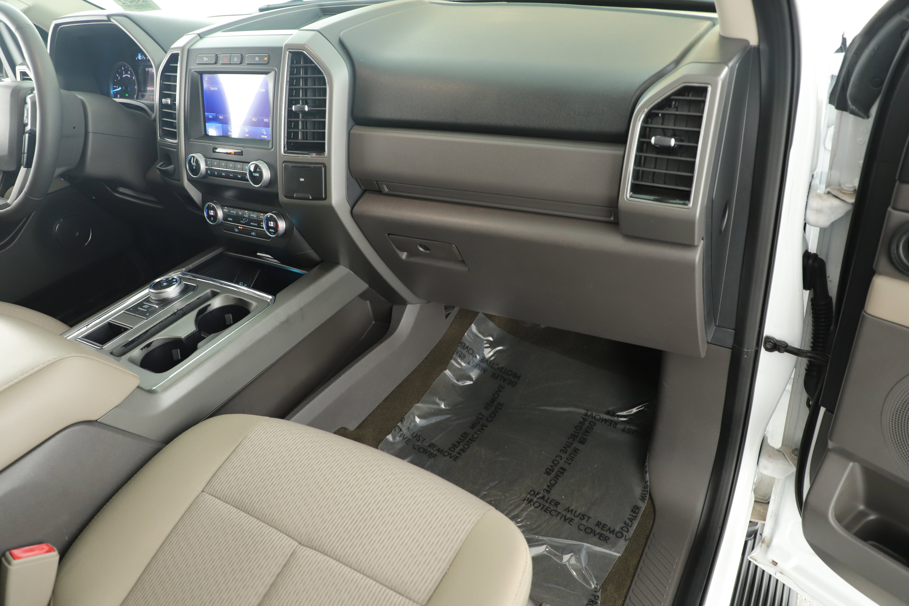 Certified 2020 Ford Expedition XLT image 23