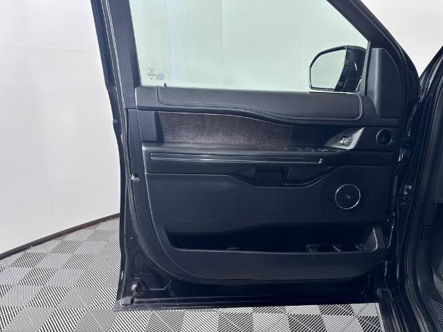 Certified 2019 Ford Expedition Limited w/ Equipment Group 301A image 26
