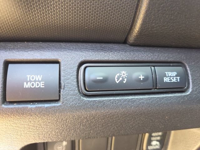 Used 2022 Nissan Frontier SV RWD image 33