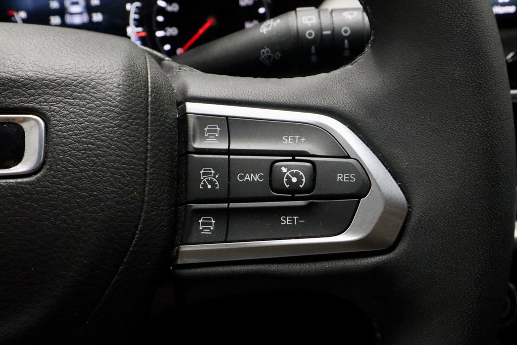 Used 2023 Jeep Compass Limited AWD/4WD image 28