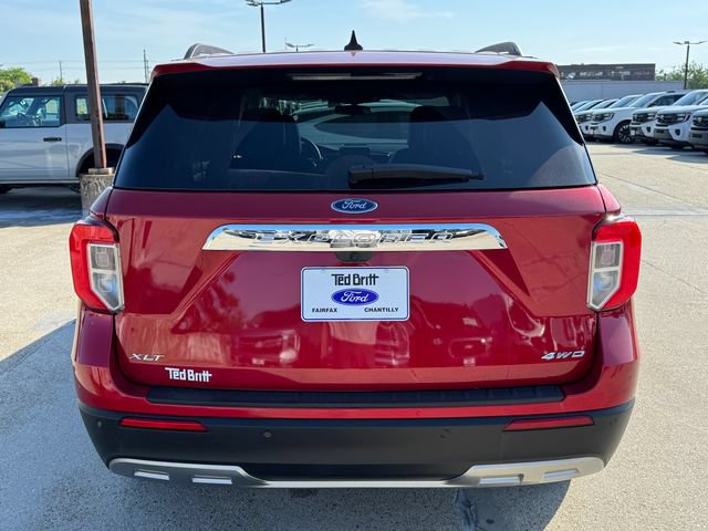 Certified 2024 Ford Explorer XLT w/ Equipment Group 202A AWD/4WD image 9