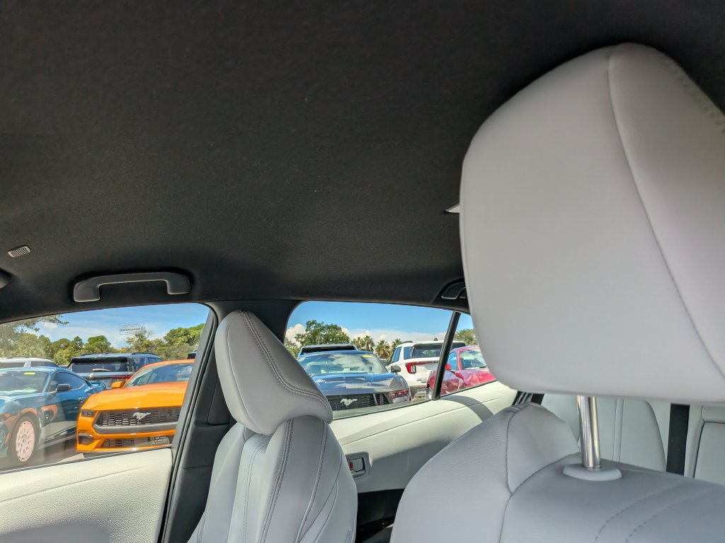 Used 2024 Toyota Corolla XSE FWD image 23