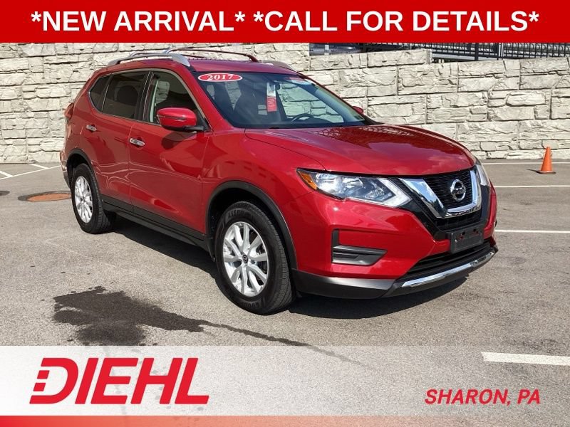 Used 2017 Nissan Rogue SV AWD/4WD image 1