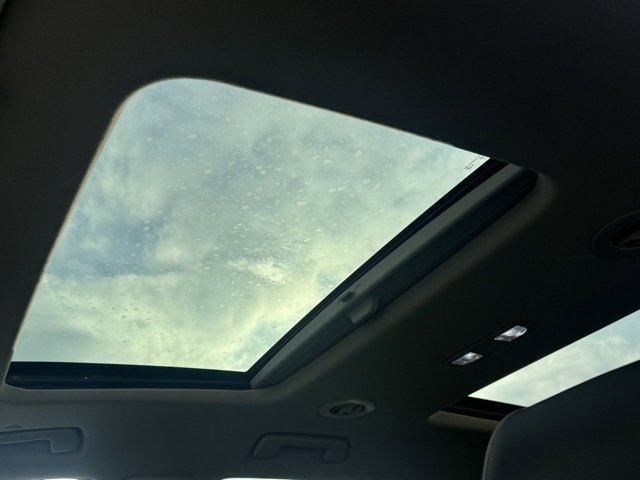 Used 2020 Buick Enclave Avenir w/ Avenir Technology Package image 16